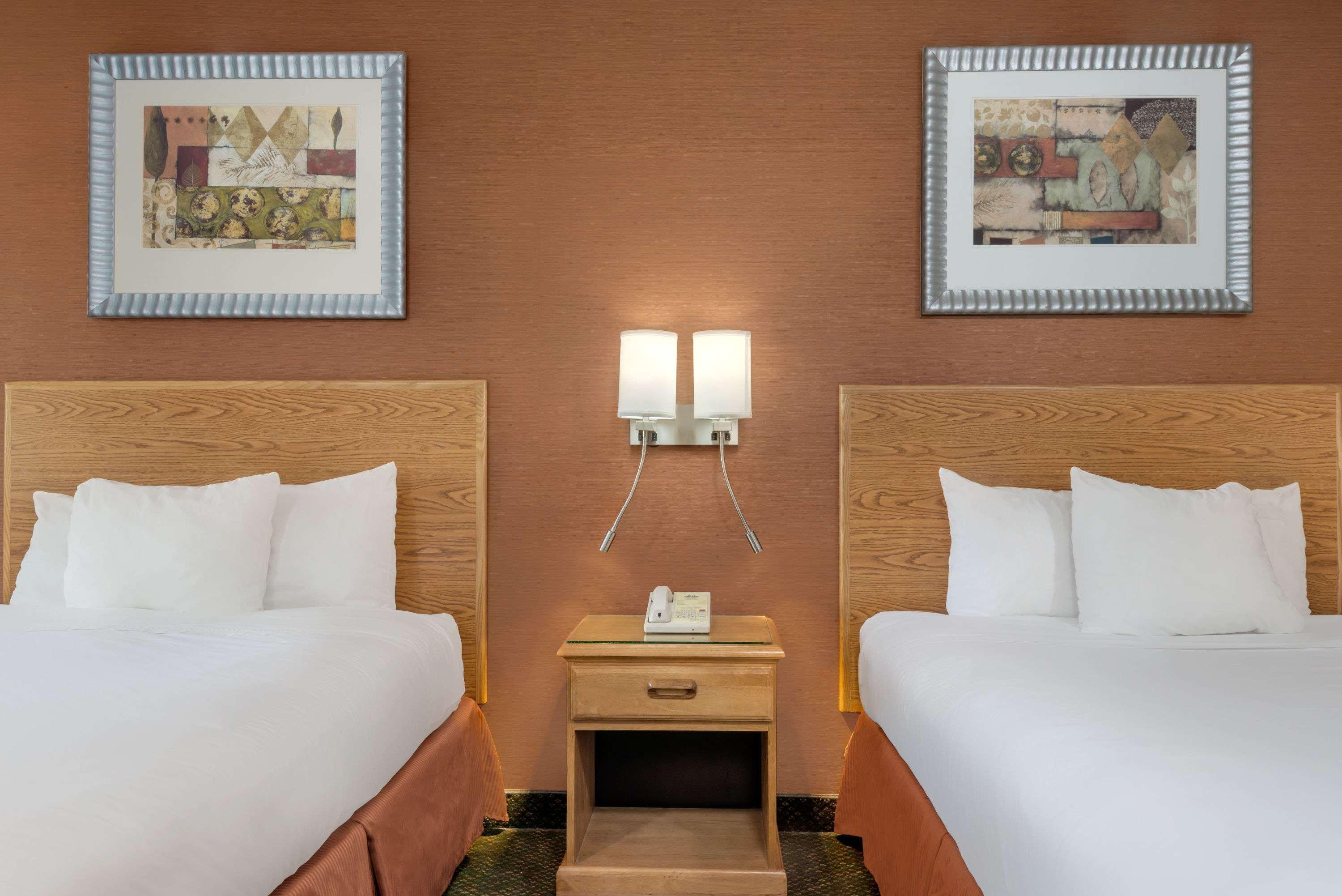 Days Inn By Wyndham Columbus Fairgrounds Bagian luar foto